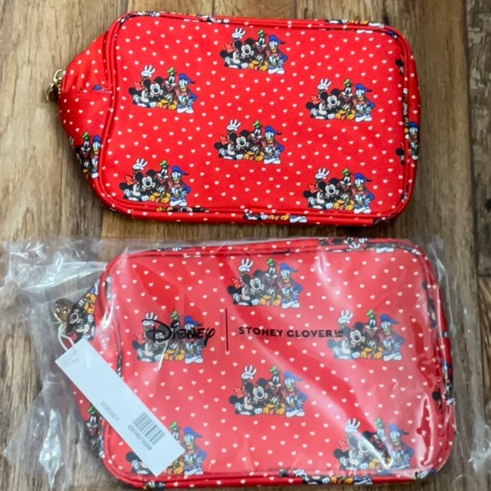 FIRM 🔴 Stoney clover Mickey Disney  Friends Forever Large Pouch set of 2